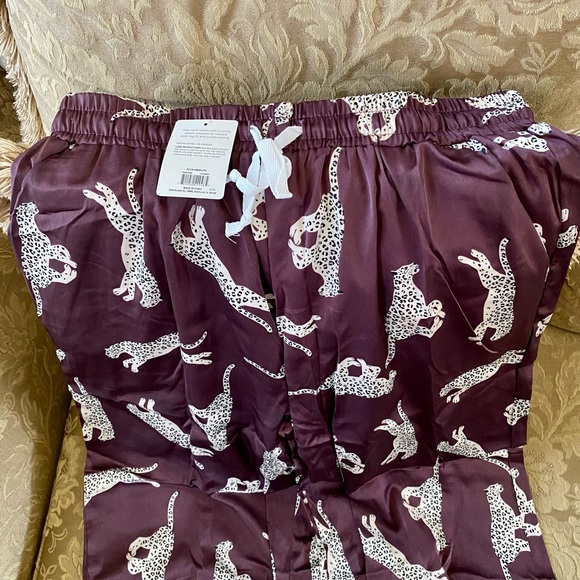 Hello Mello leopard print pants lounge pajamas - Picture 4 of 6